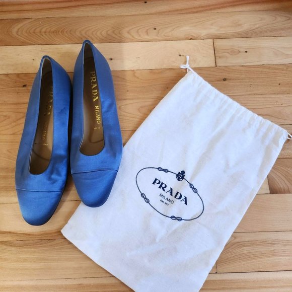 Prada - Satin cap-toe flats - Picture 1 of 7